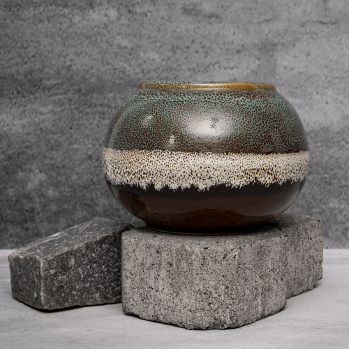 Triple Tone planter by Shivika's Pottery